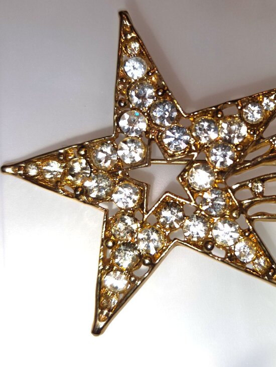 Unknown Jewelry - Vintage Shooting Star Brooch w/Rhinestones - NWOT